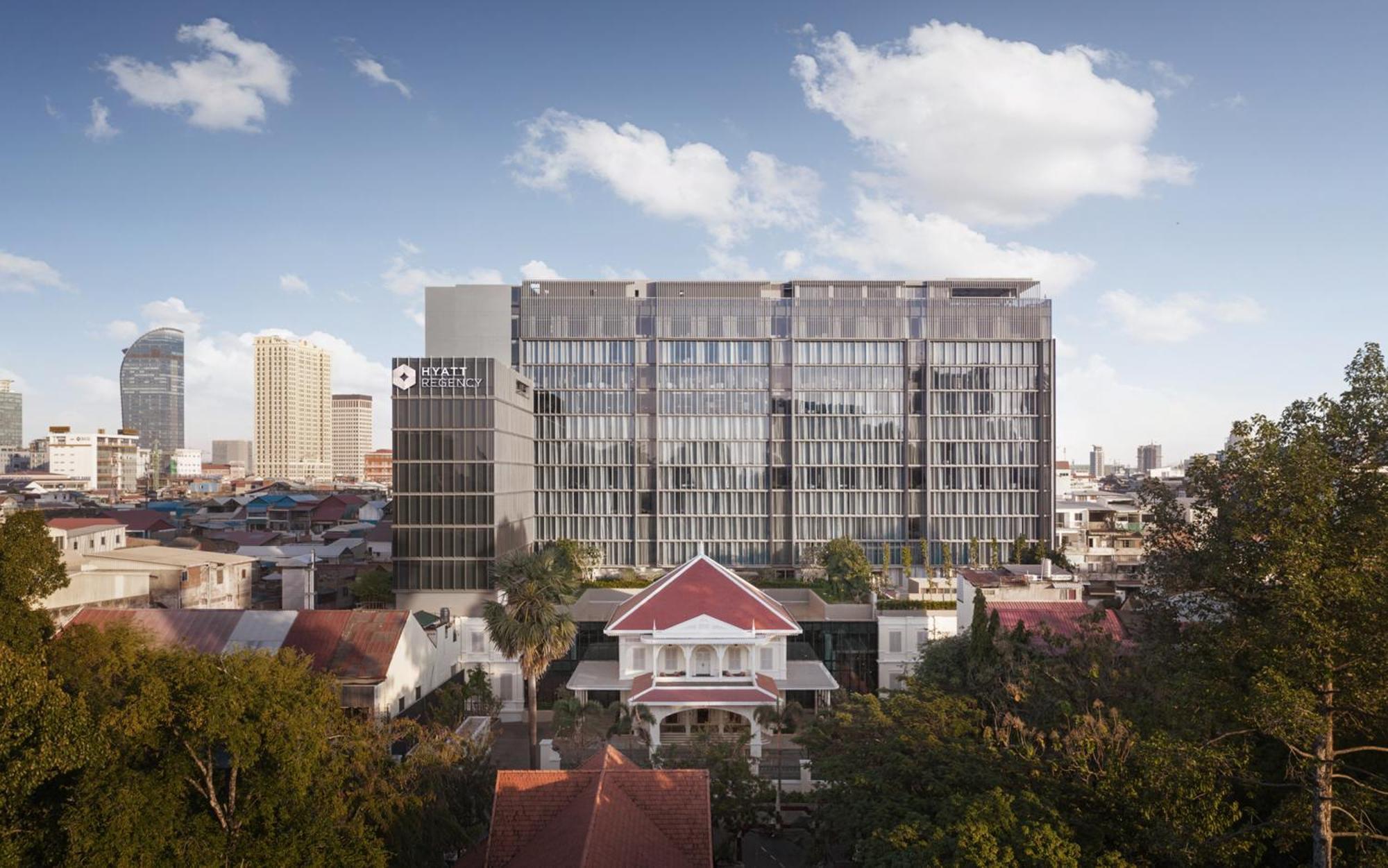 Hotel Hyatt Regency Phnom Penh Exterior foto