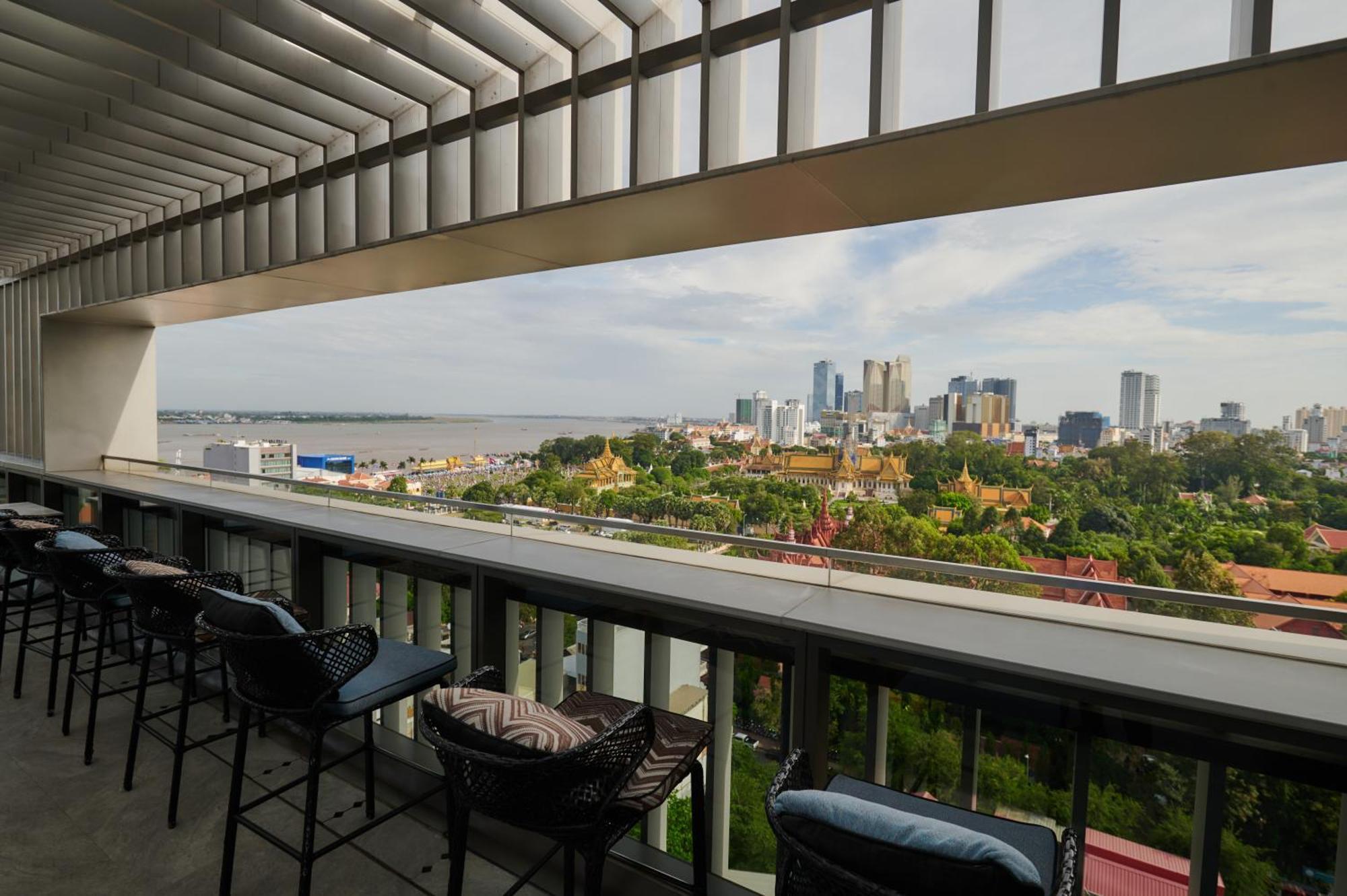 Hotel Hyatt Regency Phnom Penh Exterior foto